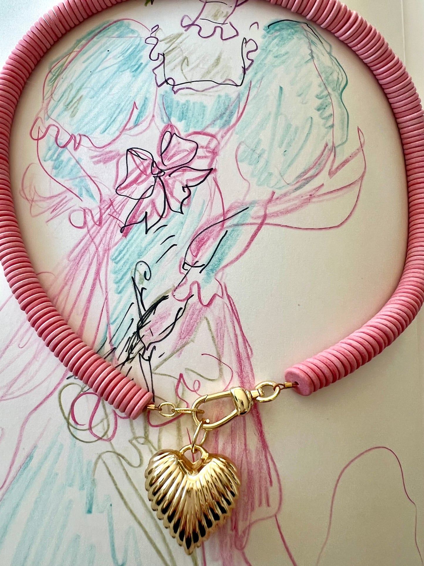 Pink Agate Bead with Puffy Gold Fluted Heart Pendant