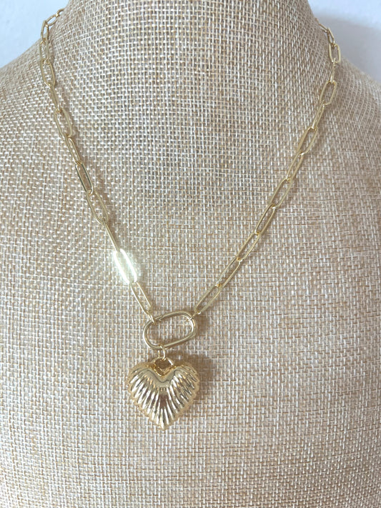 Fluted Puffy Heart Necklace