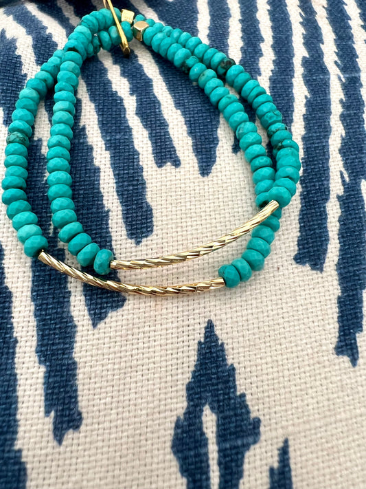 Tiny turquoise bracelet with gold bar