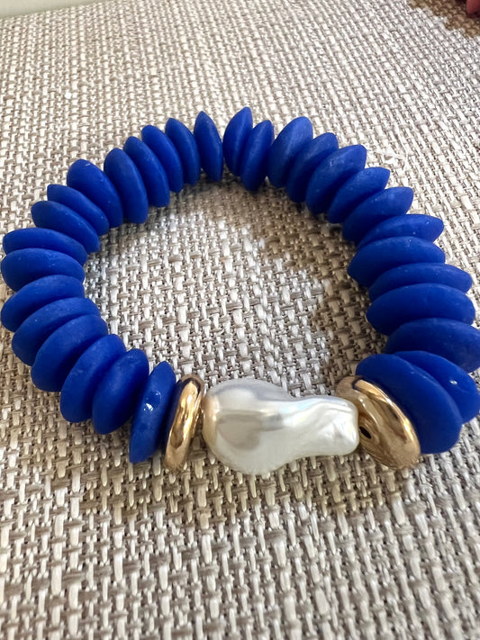 Saucer Bead and Pearl Bracelet