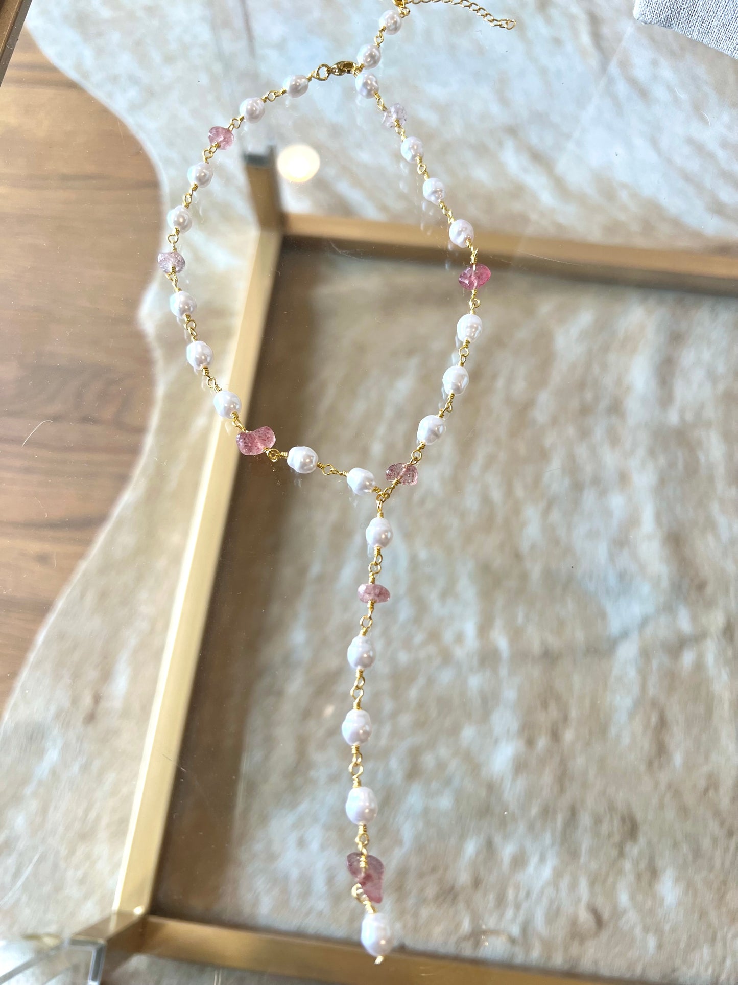 Pearl and Rose Chip Lariat Necklace