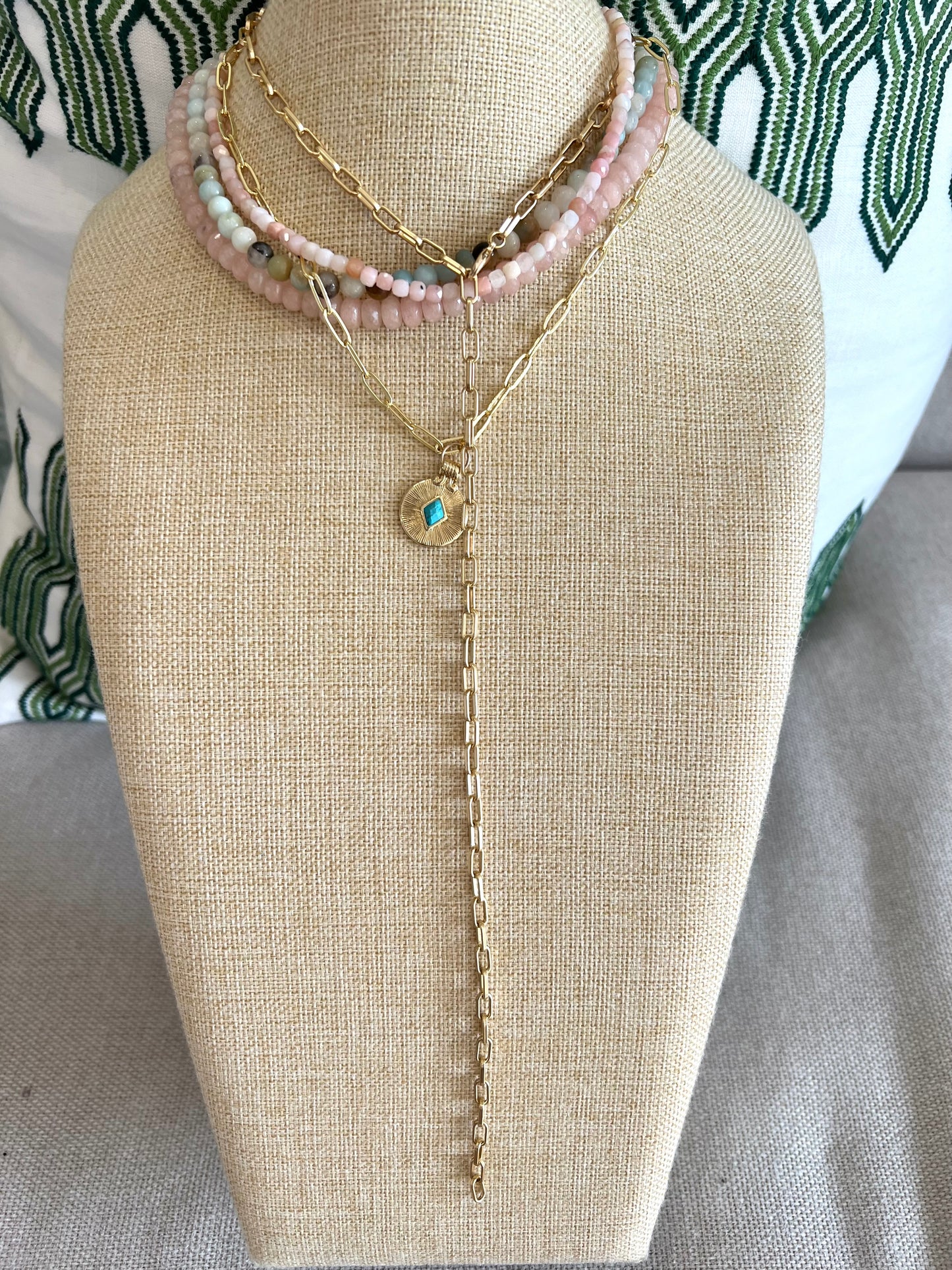 Matte chain Y necklace