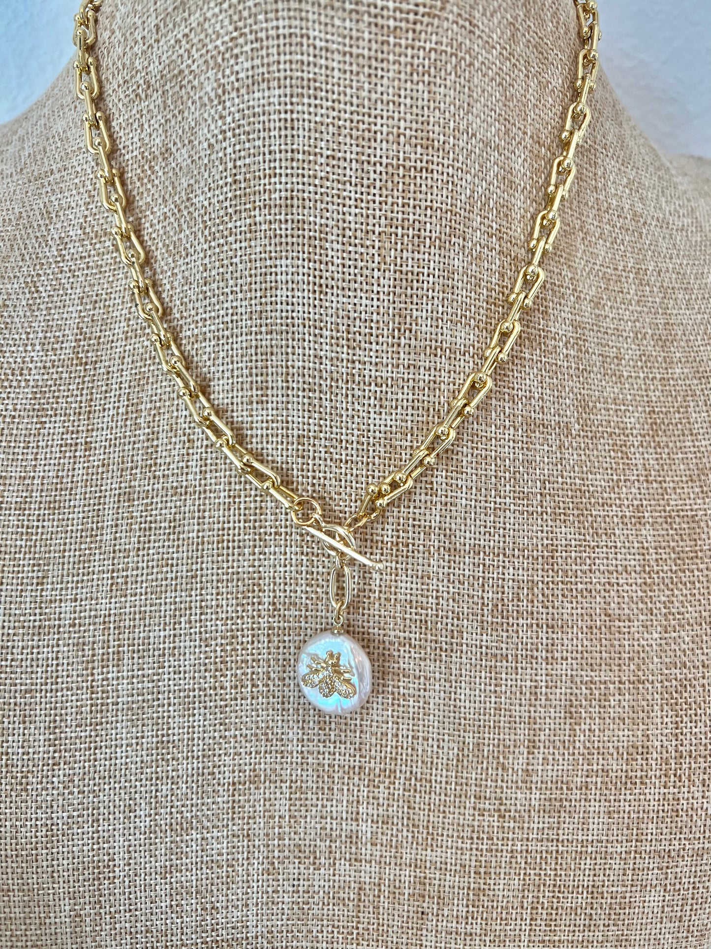 Pearl Bee Necklace